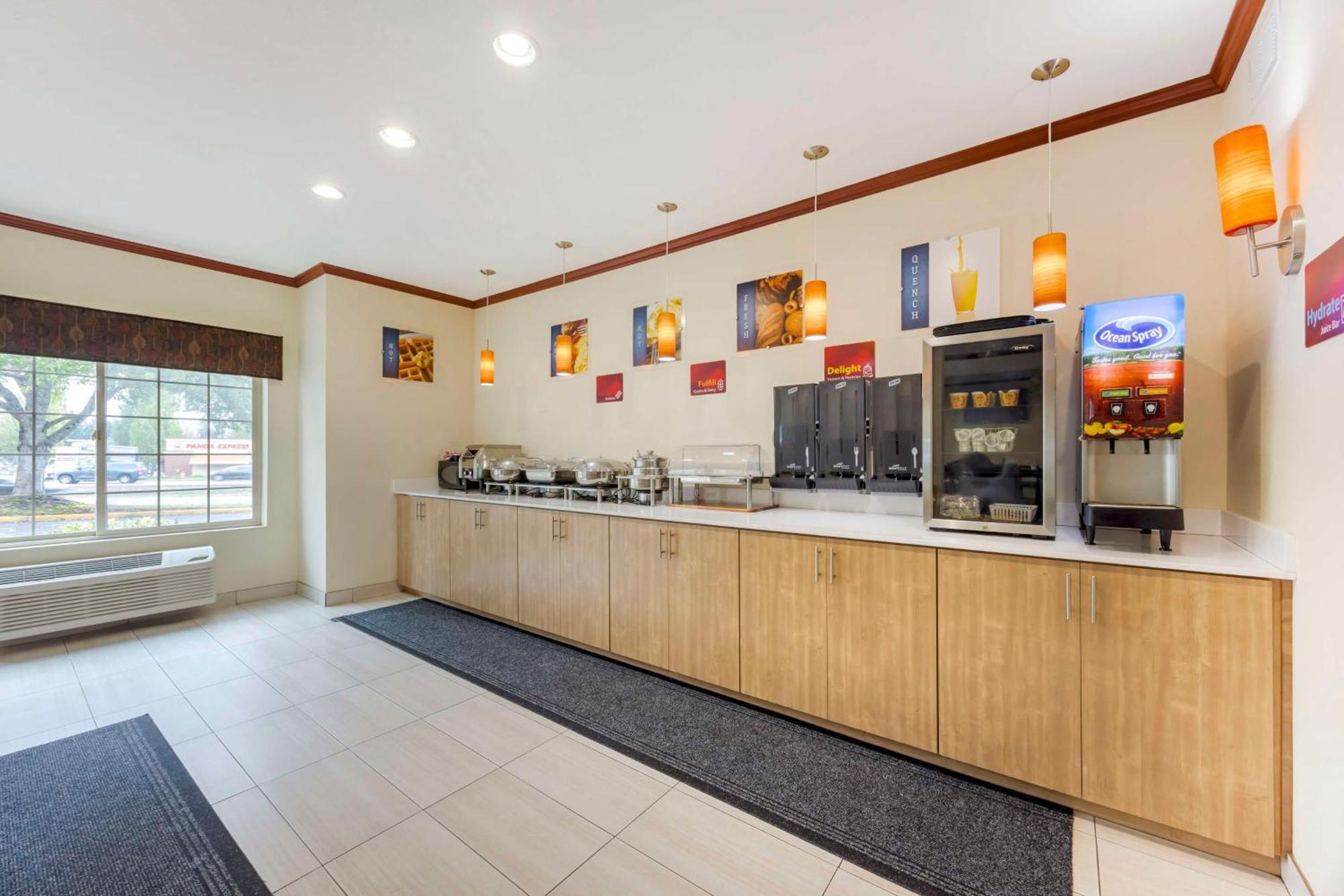 Best Western Plus Northwind Inn & Suites Tigard Exterior foto