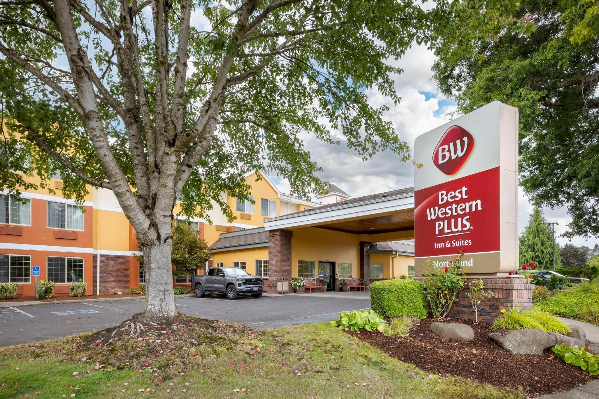 Best Western Plus Northwind Inn & Suites Tigard Exterior foto